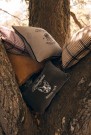 LEXINGTON Boston Club pyntepute i bomullsfløyel – Olive/Light Beige thumbnail