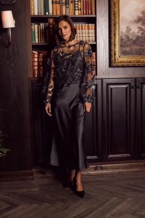 SECRETS BY B Molly Blomstrete Bluse Svart